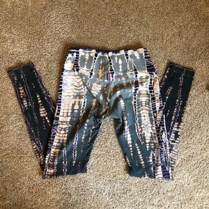 Hard Tail Tie Dye Legging